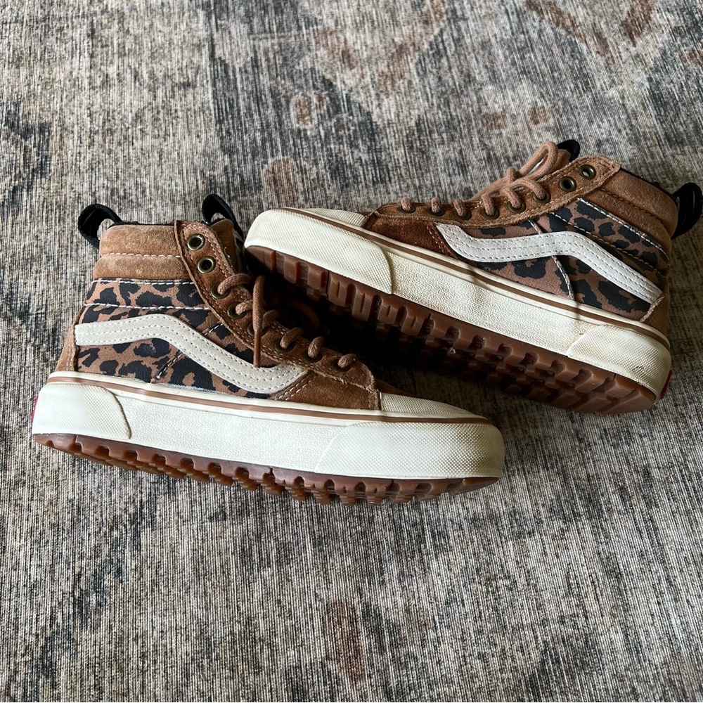 Girls vans size 4